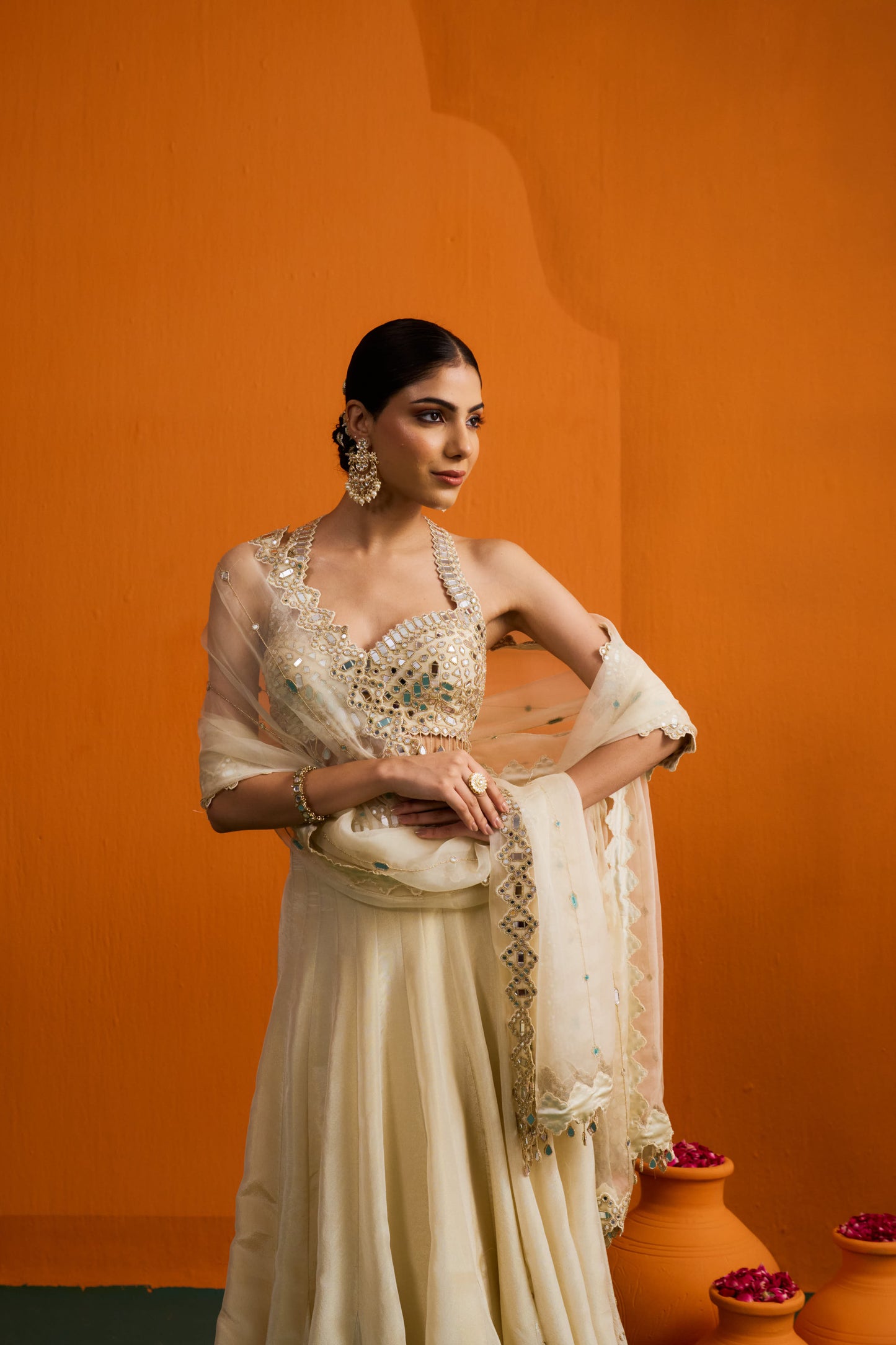 Tara Lehenga