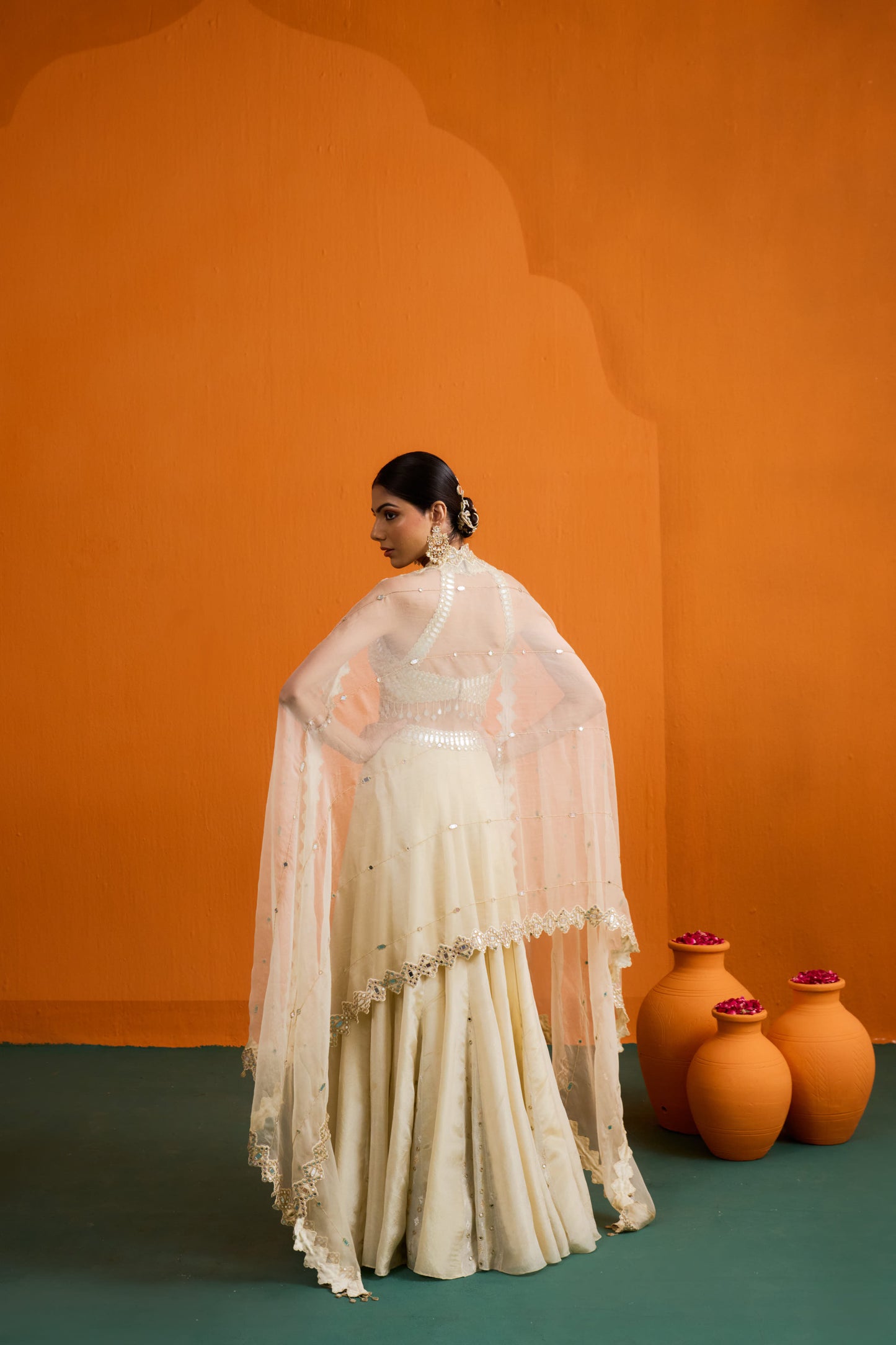 Tara Lehenga