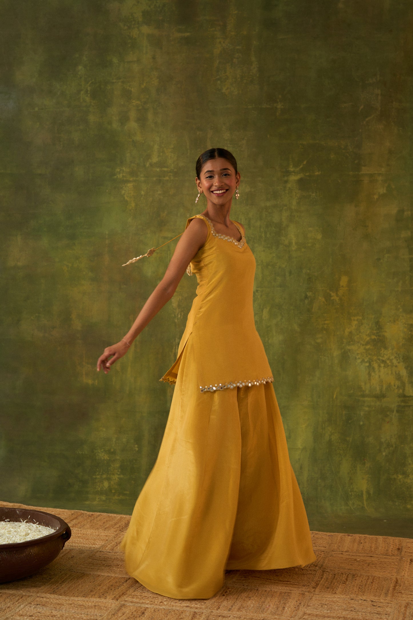 Ashvini Sharara Set