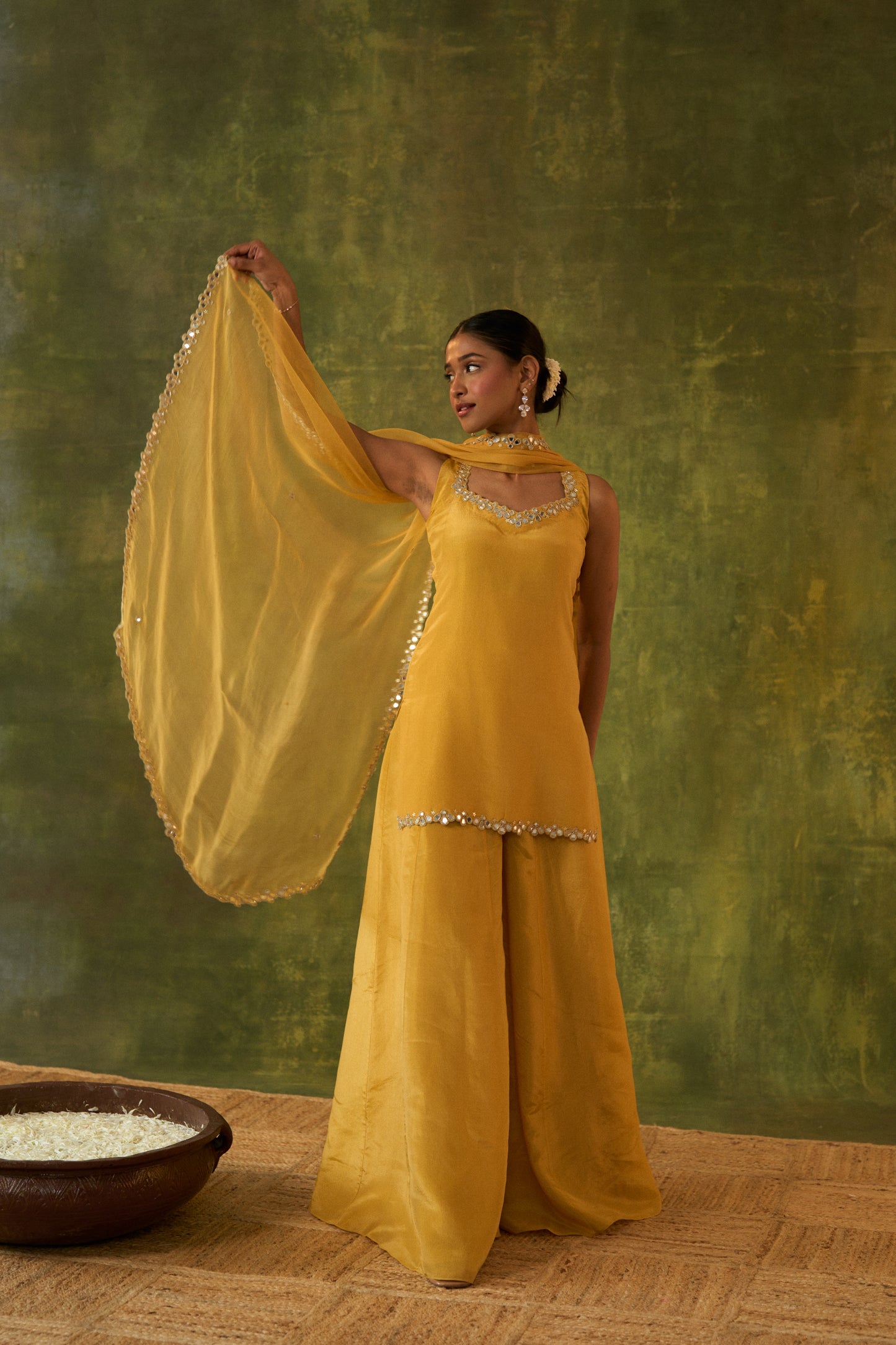 Ashvini Sharara Set