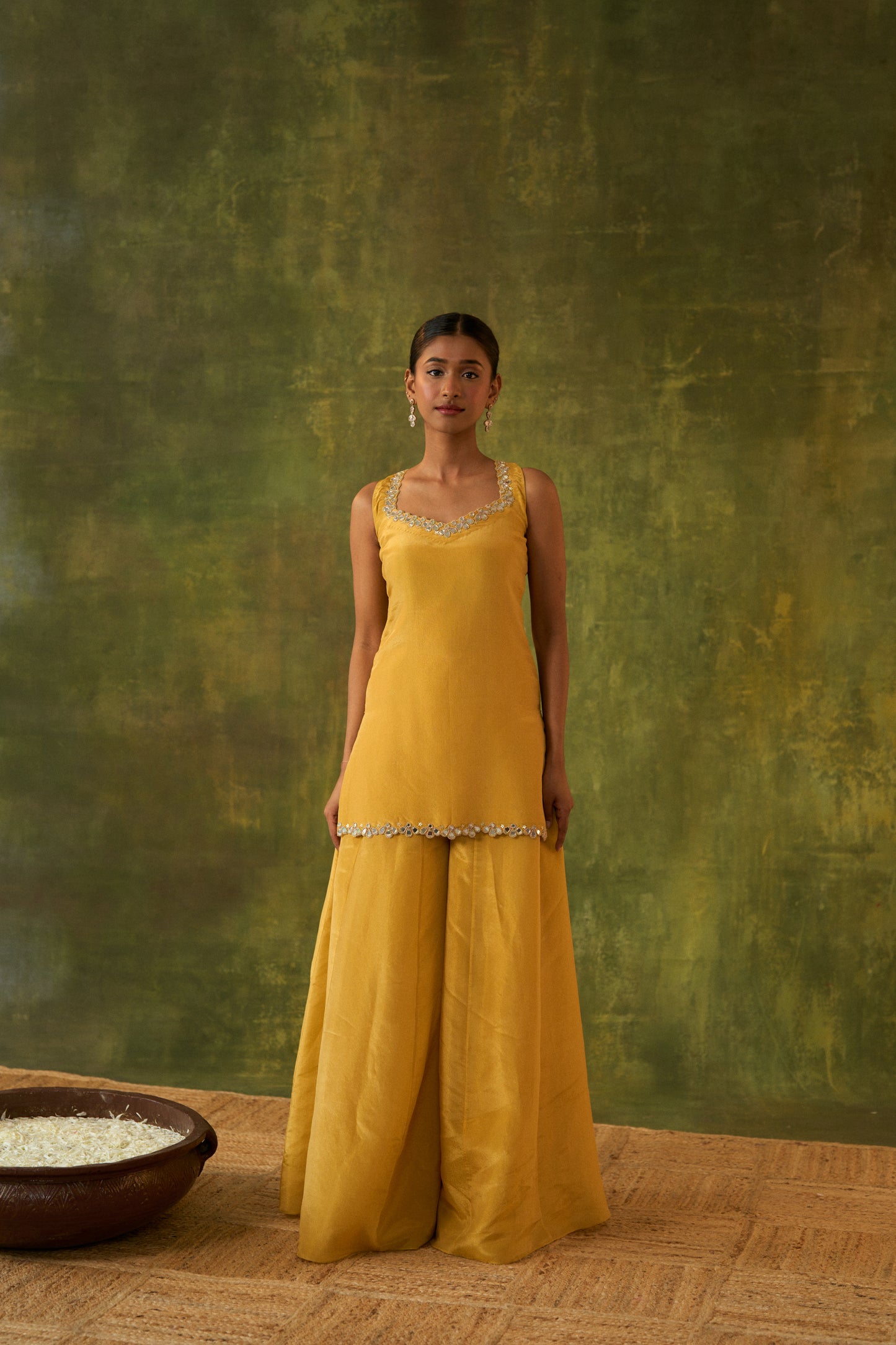 Ashvini Sharara Set