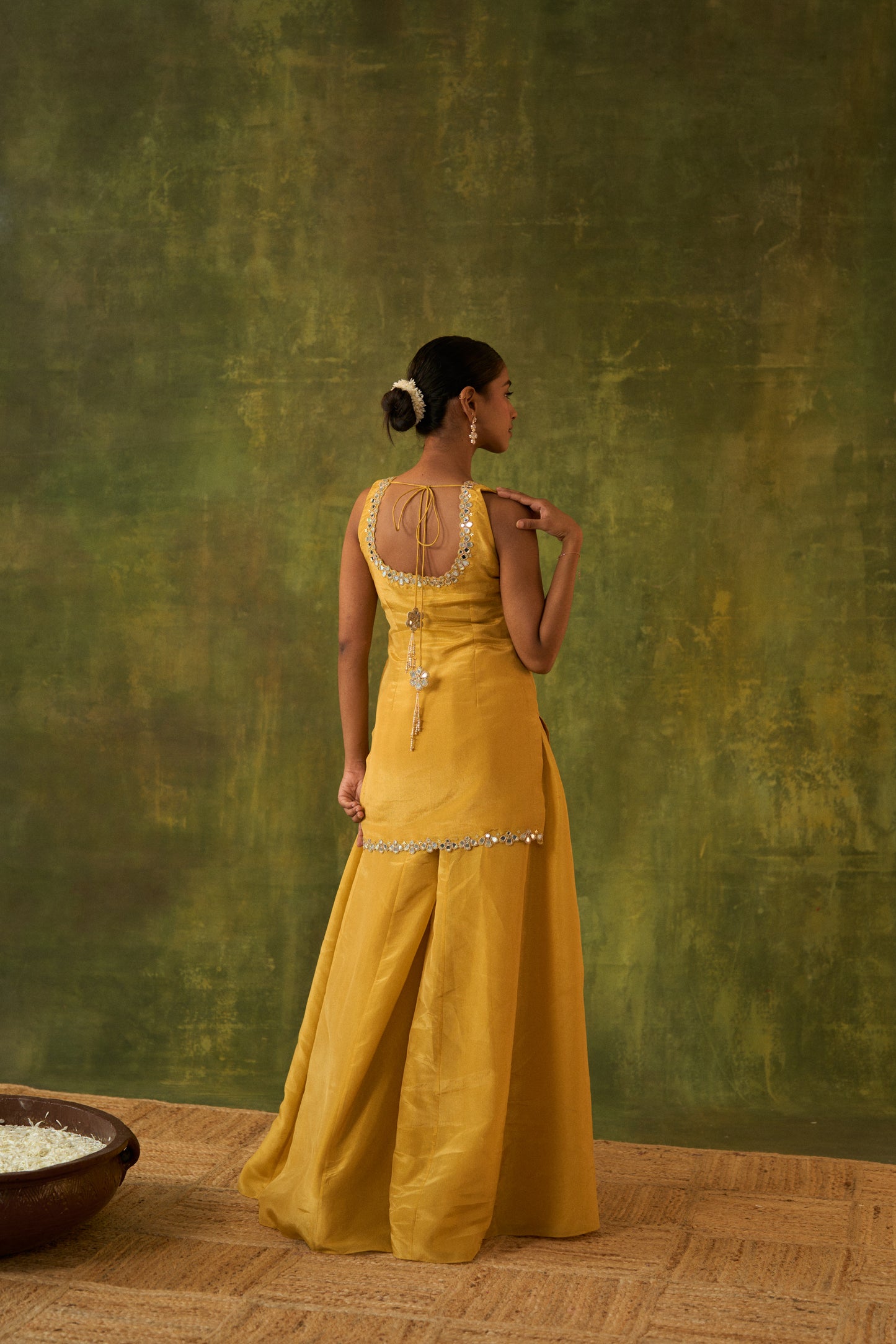 Ashvini Sharara Set
