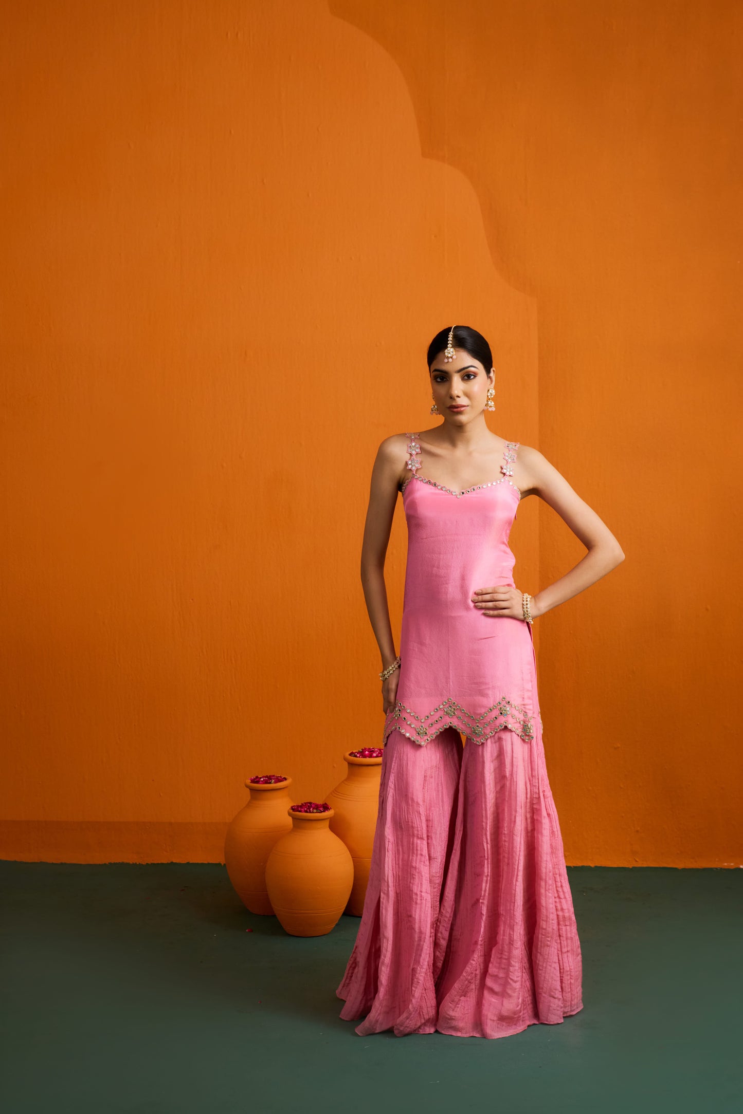 Nistya Gharara Set