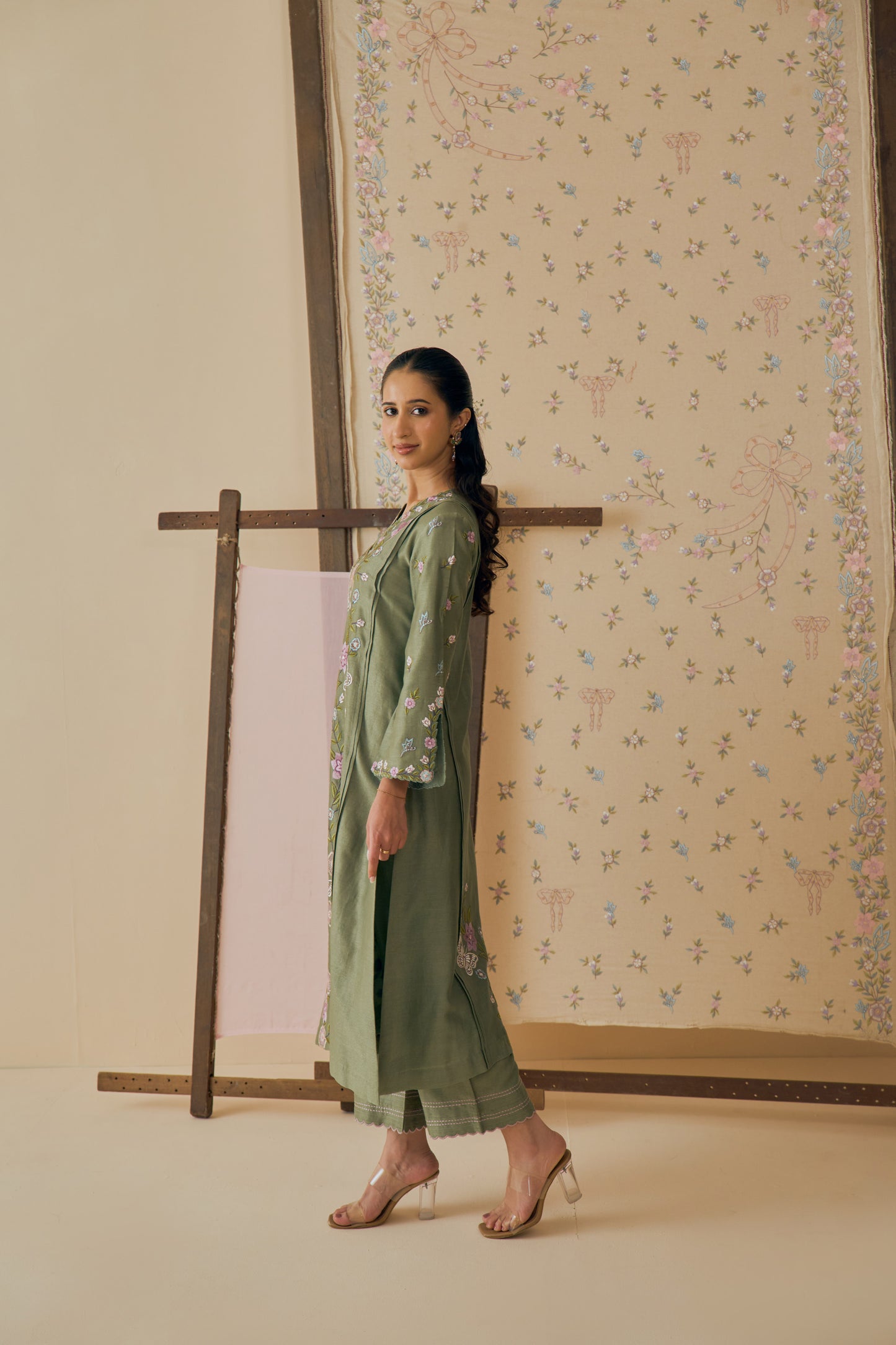 Gulbaan Kurta Set