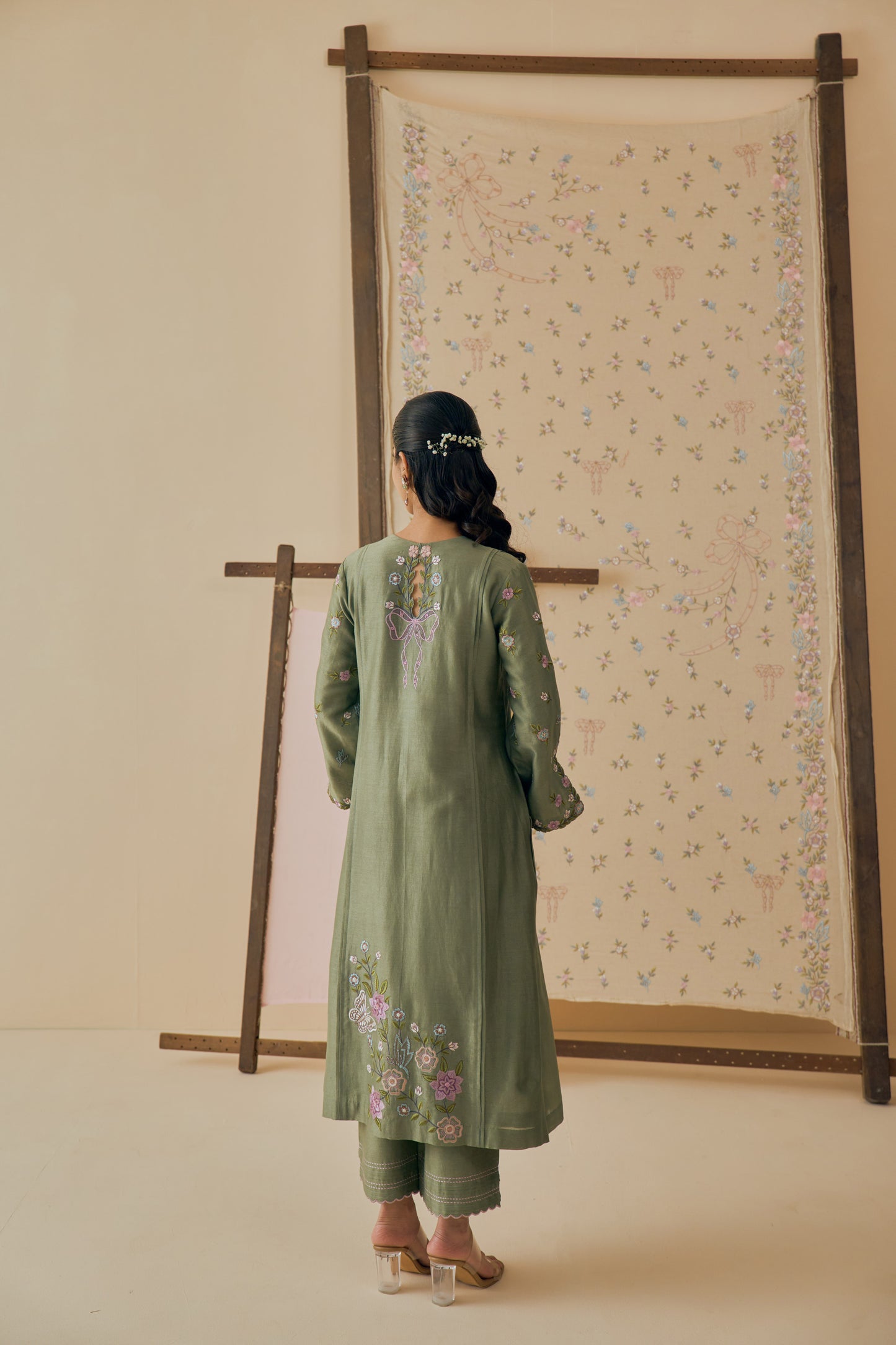 Gulbaan Kurta Set