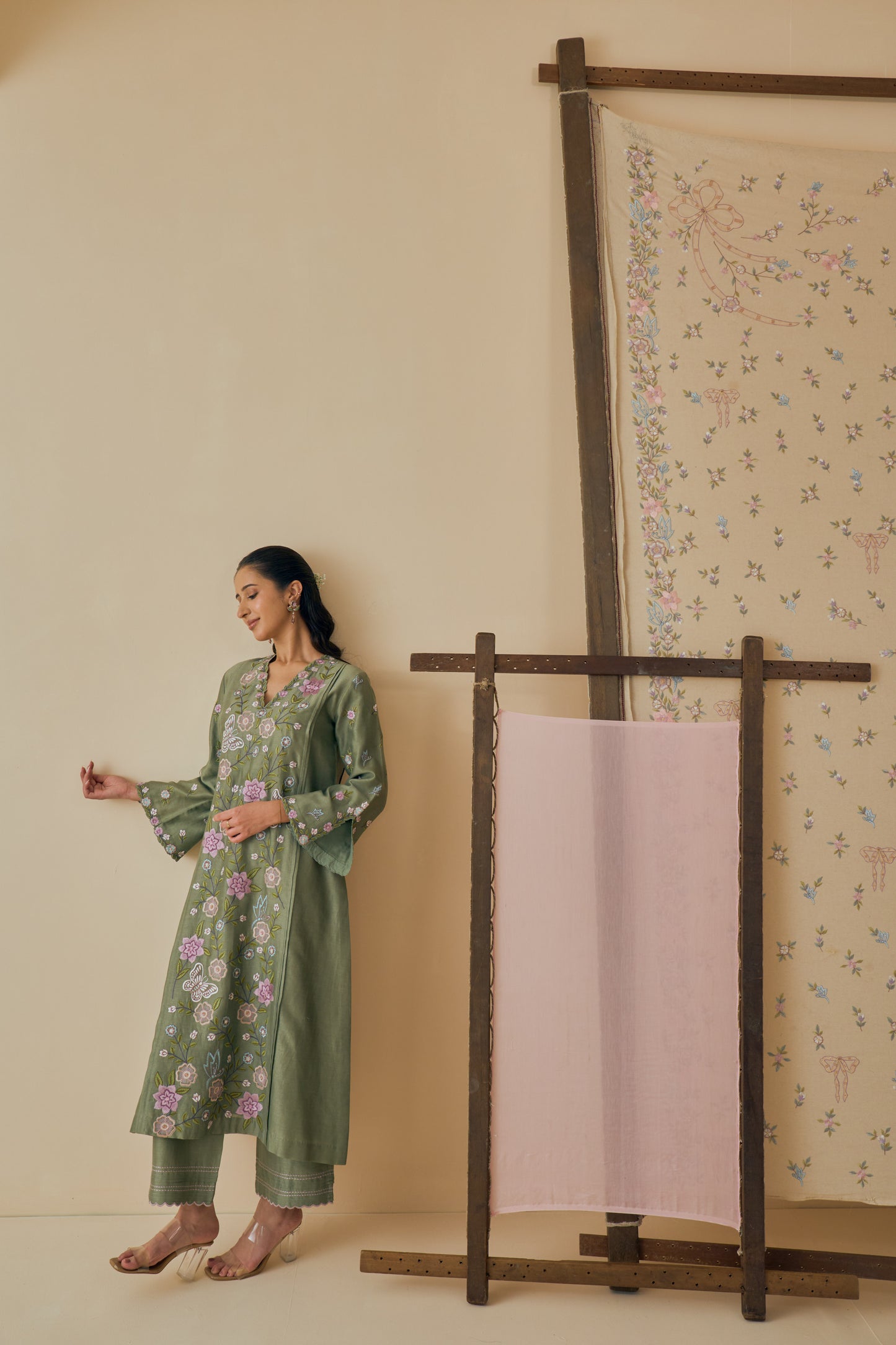 Gulbaan Kurta Set