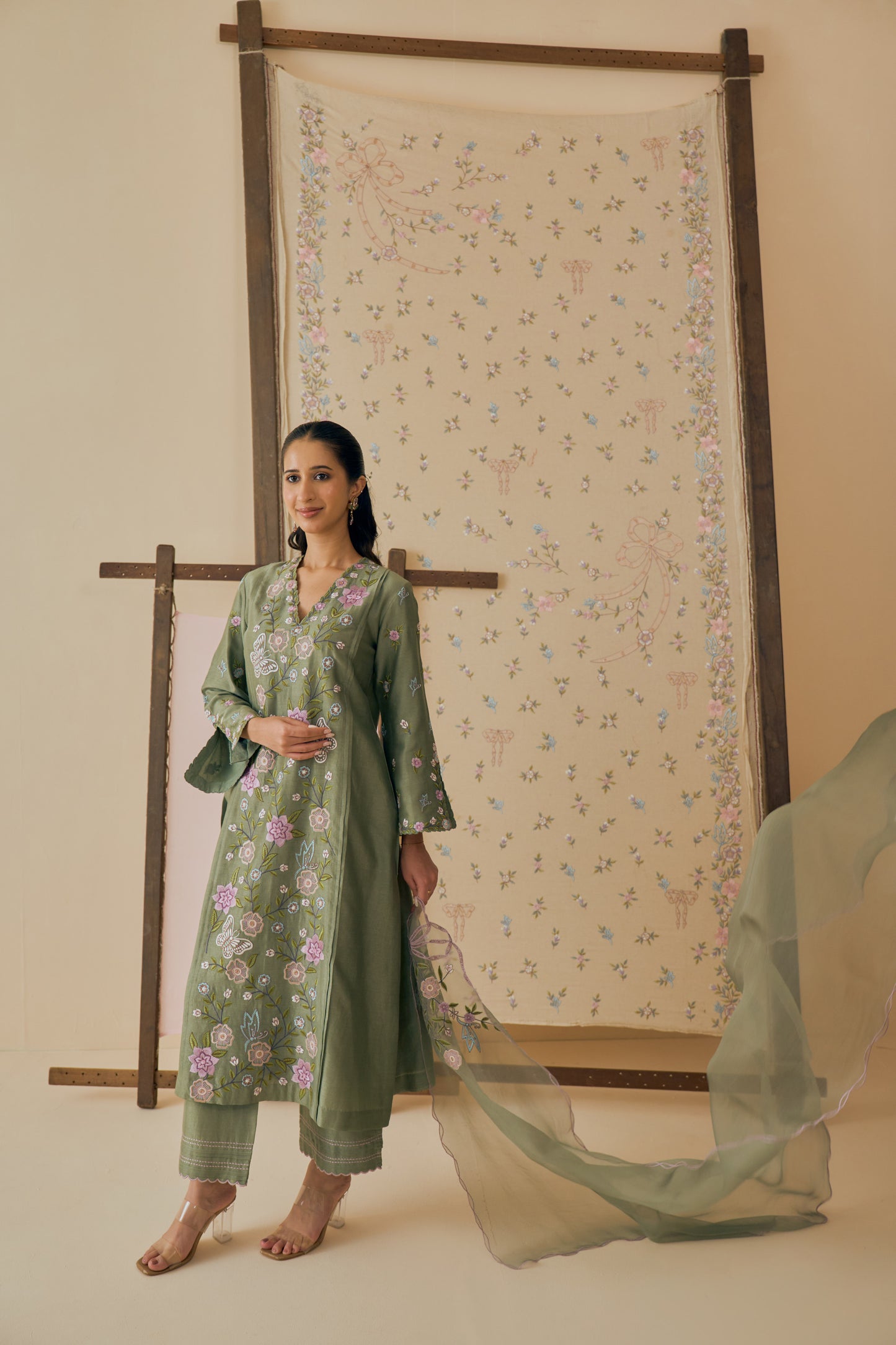 Gulbaan Kurta Set
