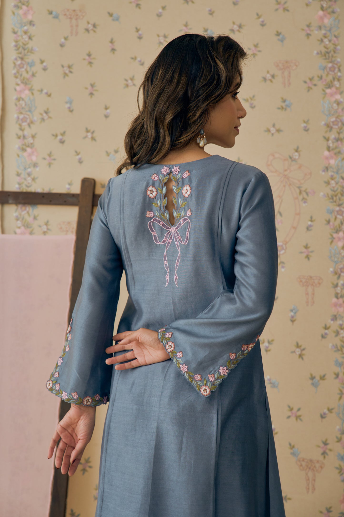 Neer Kurta Set
