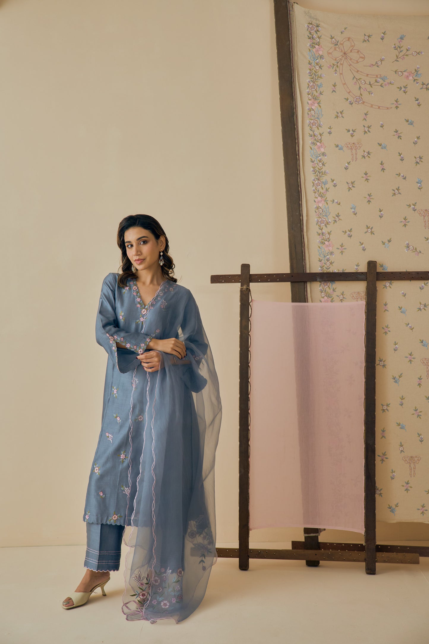 Neer Kurta Set