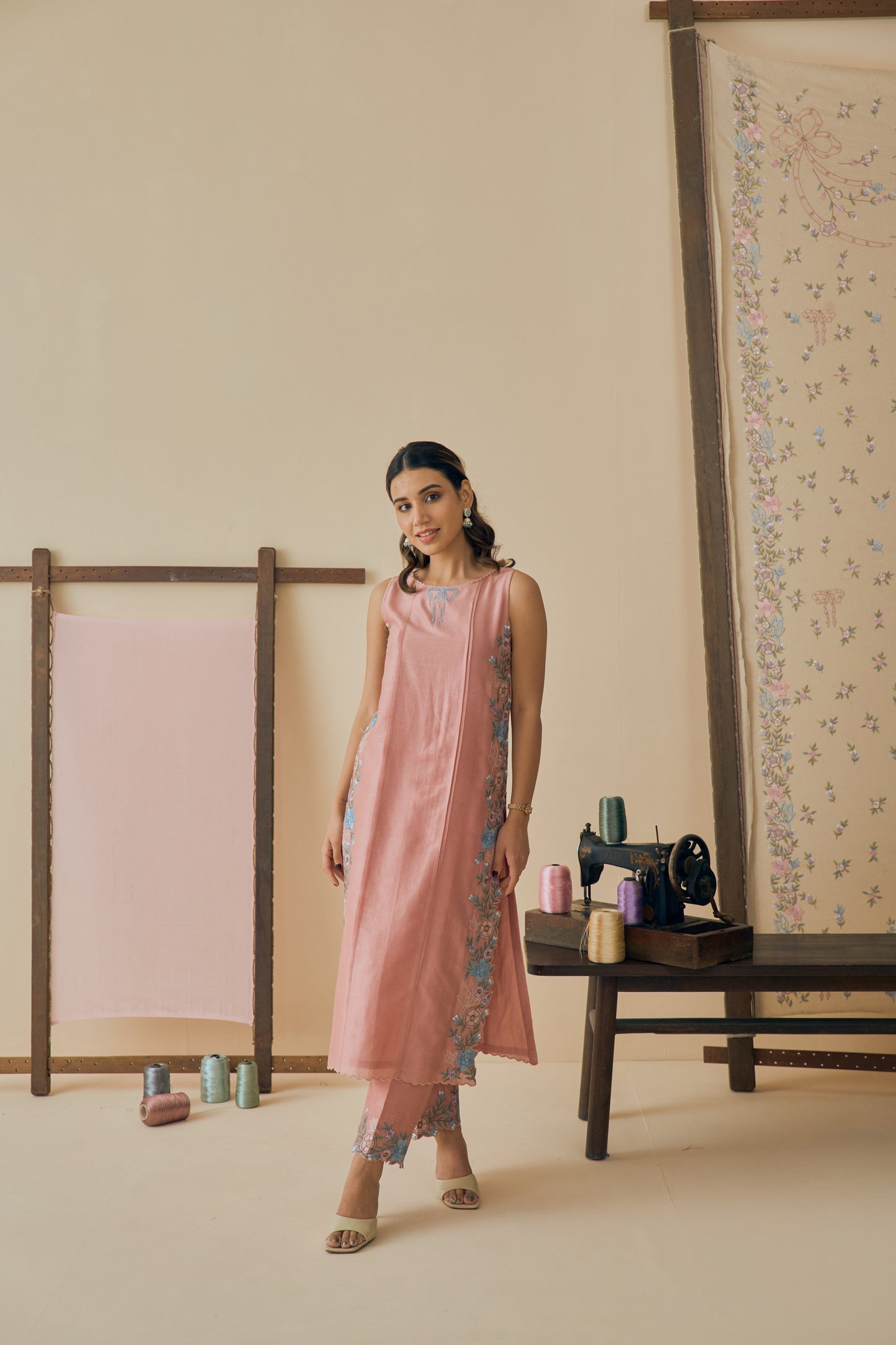 Gulnaar Kurta Set