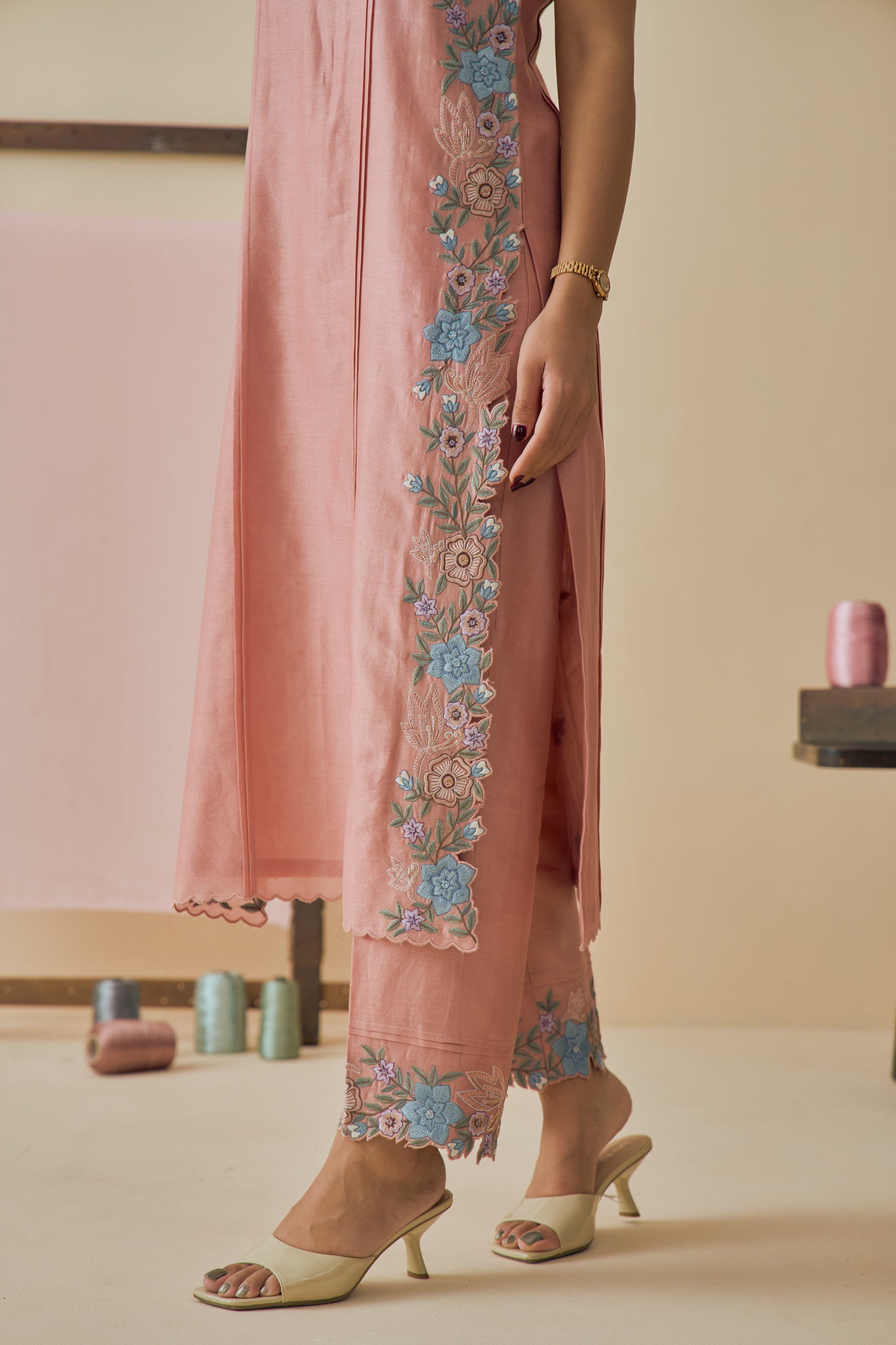 Gulnaar Kurta Set