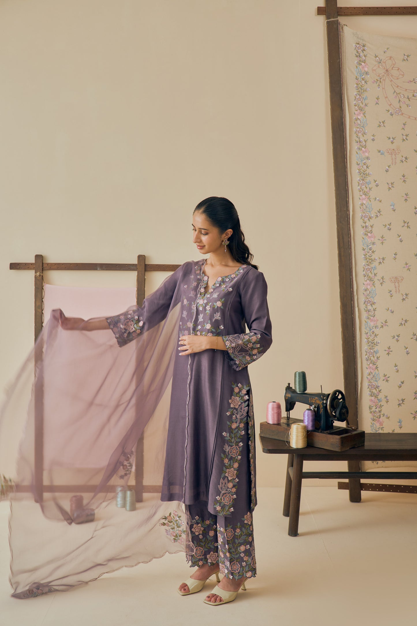 Kumud Kurta Set