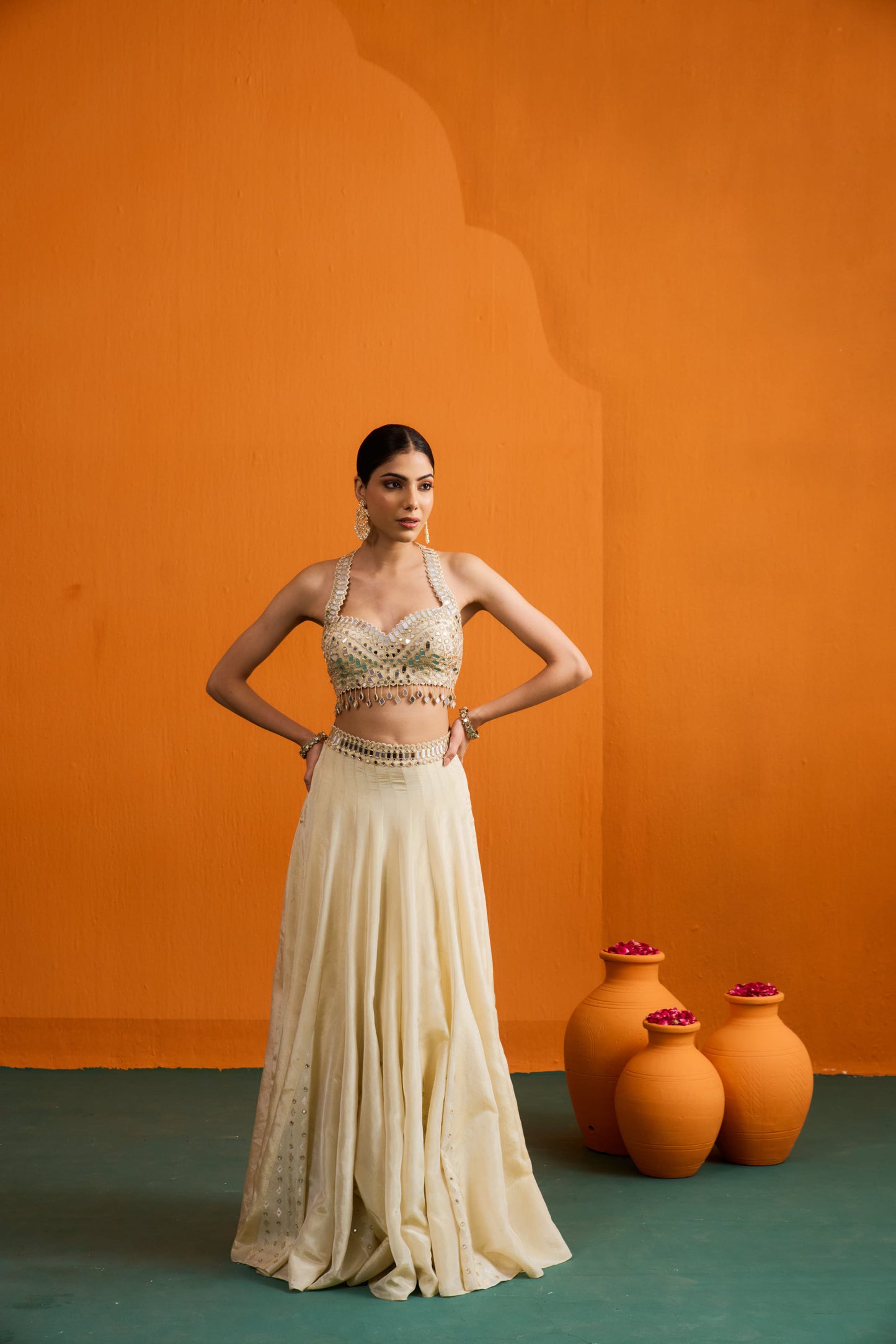Tara Lehenga