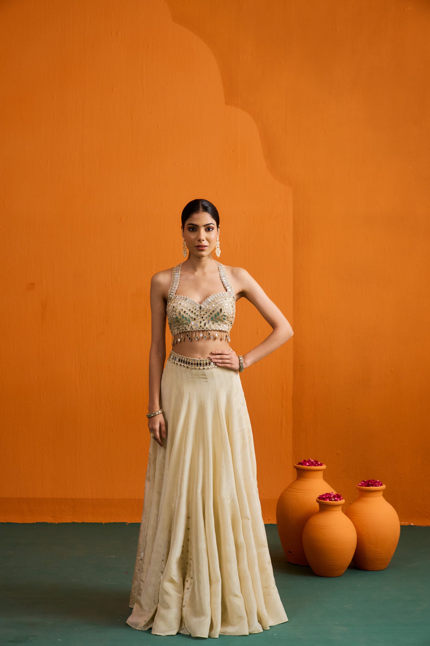 Tara Lehenga