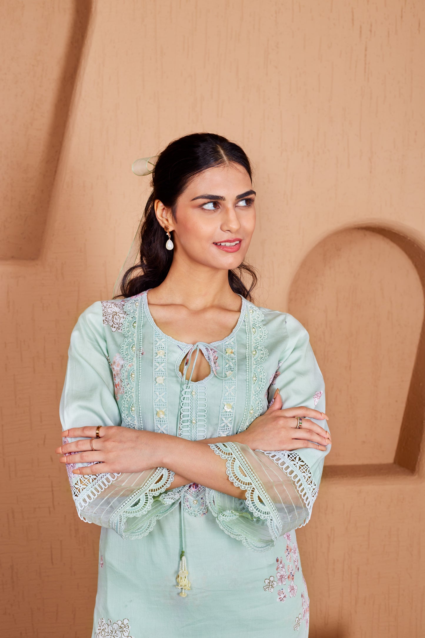 Lovebird Lace Kurta Set