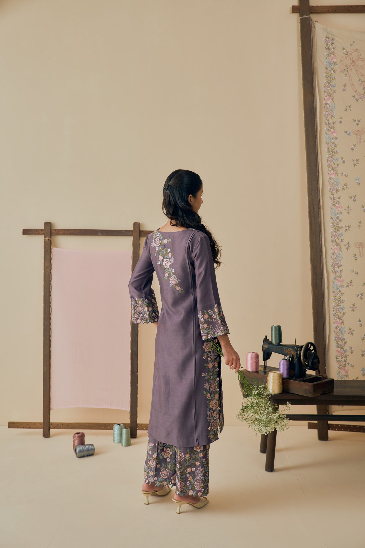 Kumud Kurta Set