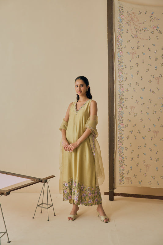 Pehar Kurta Set